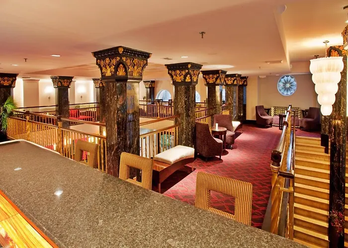 Holiday Inn Kansas City Downtown Aladdin